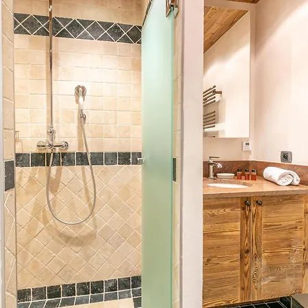 Duplex Luxueux Avec Sauna, Cheminee Et Parking A - Fr-1-694-334 Val-d'Isere